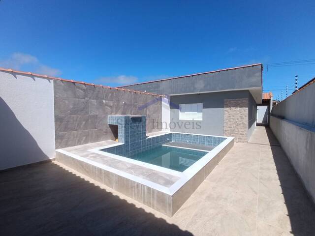 #411 - Casa para Venda em Itanhaém - SP